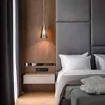 Raymond Hotel
