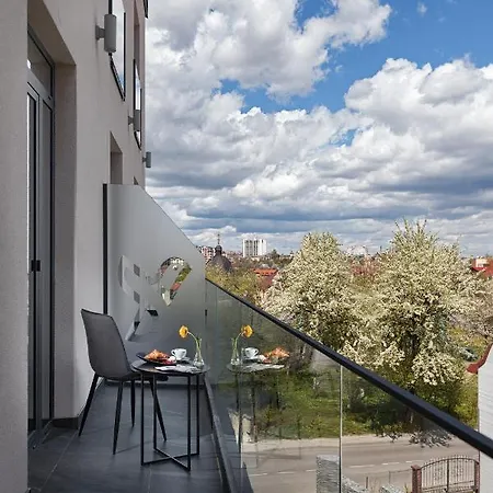 Raymond Hotel 4*