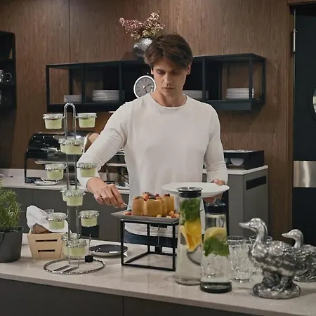 Raymond Hotel Truskavec