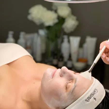 Raymond Hotel Truskavec