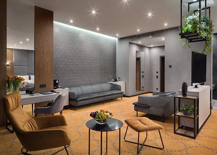 Отель Raymond Трускавец