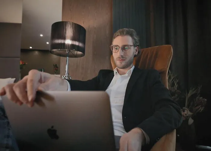 Отель Raymond Трускавец